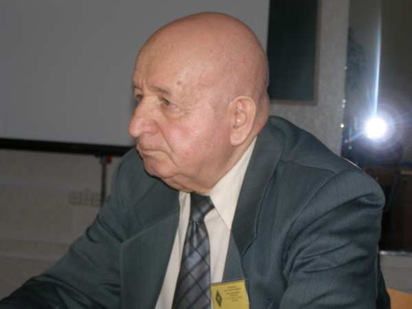 Б.Л.&nbsp;Дратвер – учасник наукової конференції на фізматі, 2006 рік